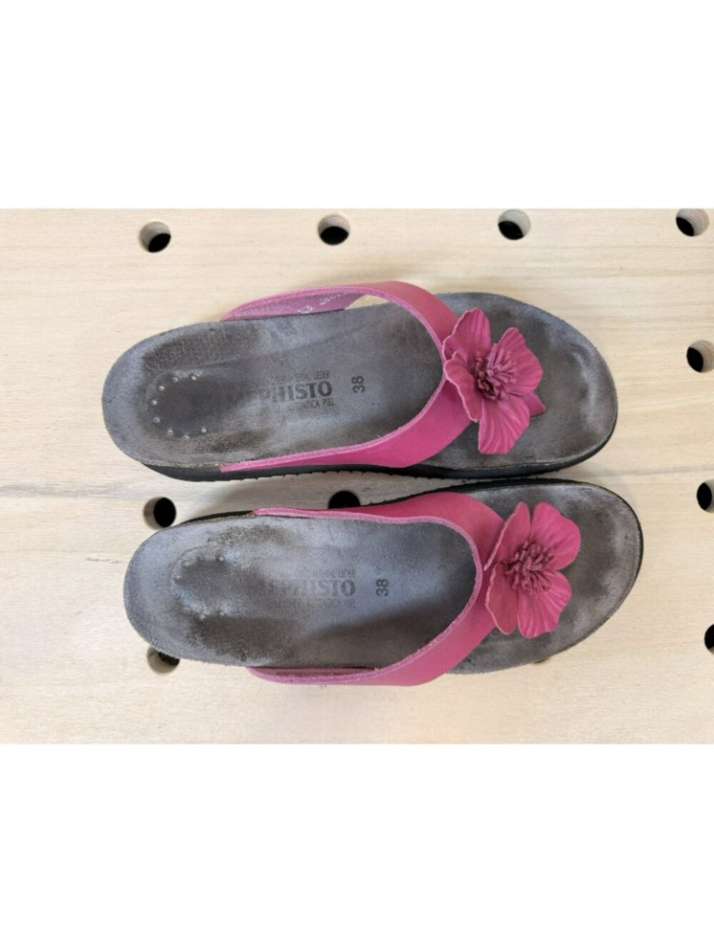 Mephisto Violette Womens Pink Flower Leather Flip Flop Thong Sandal EU 38 US 7.5 - Picture 3 of 12
